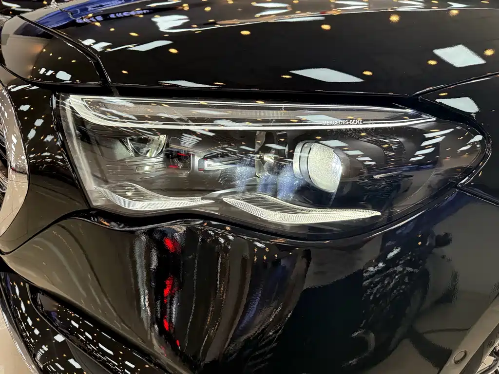 Mercedes-Benz E-Class — миниатюра 24