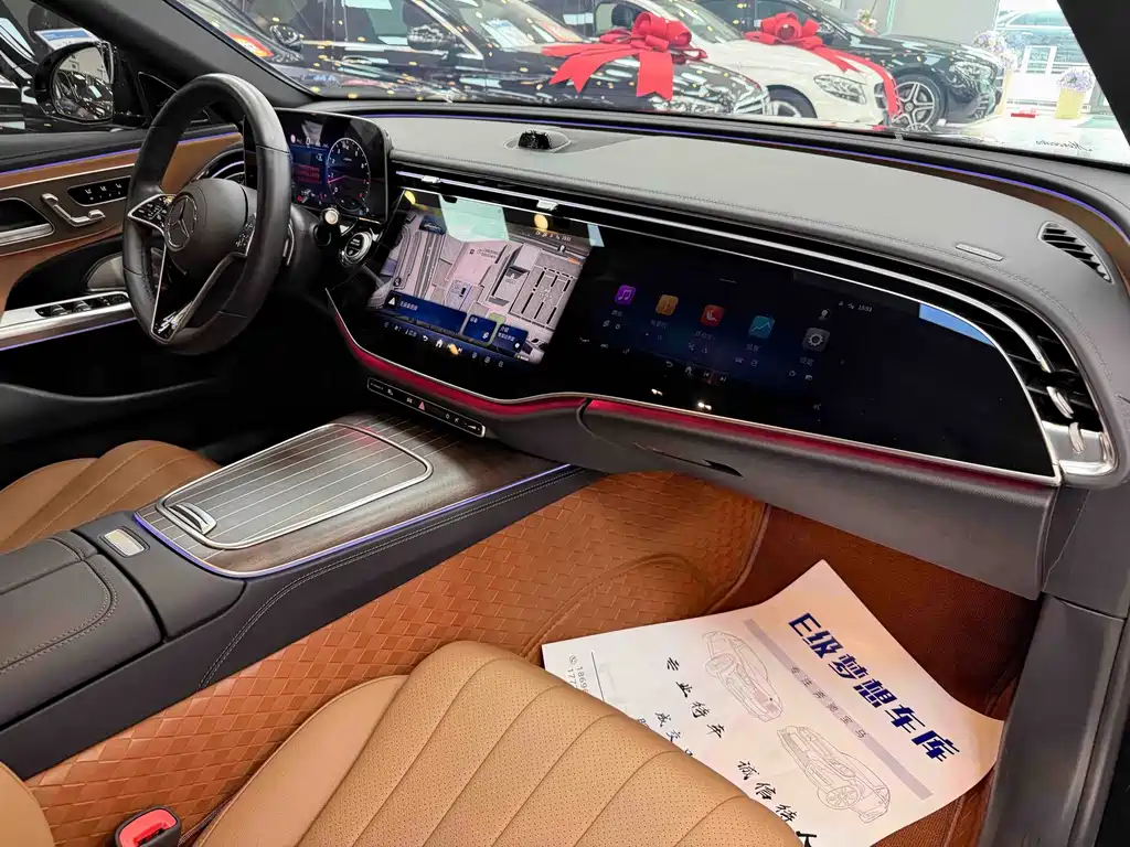 Mercedes-Benz E-Class — миниатюра 14