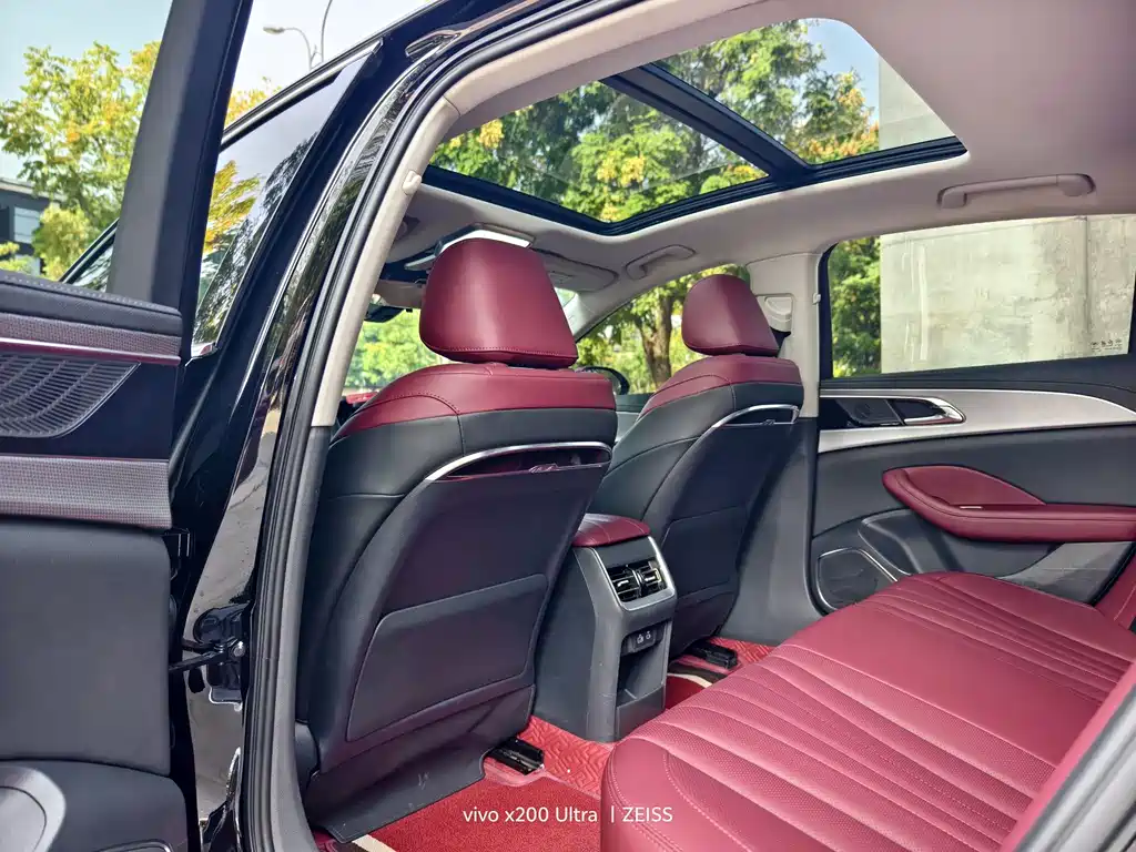 Hongqi Hongqi H5 — миниатюра 5