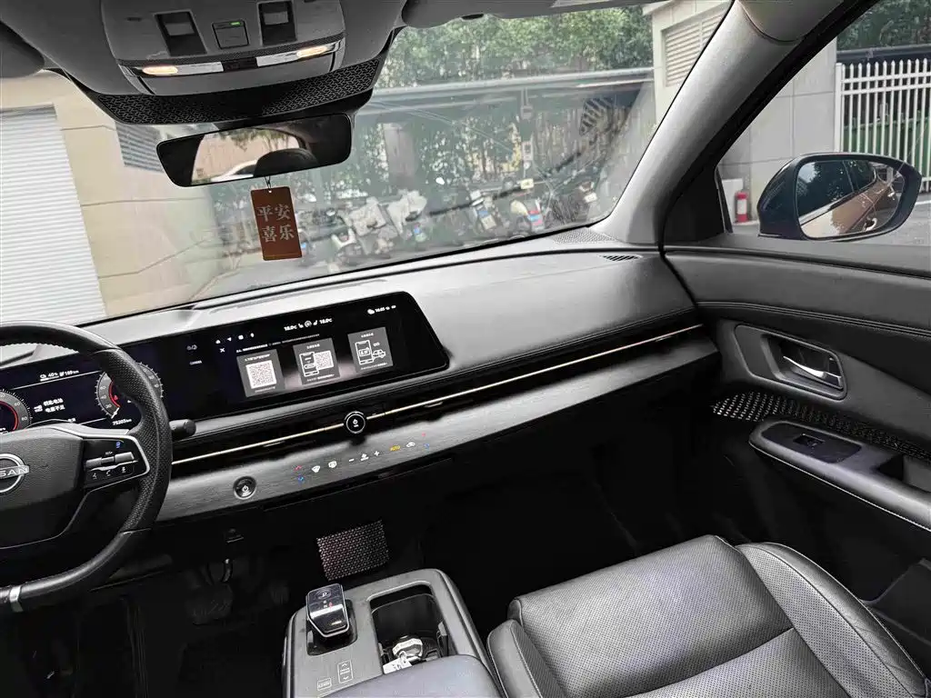 Nissan Ariya — миниатюра 15