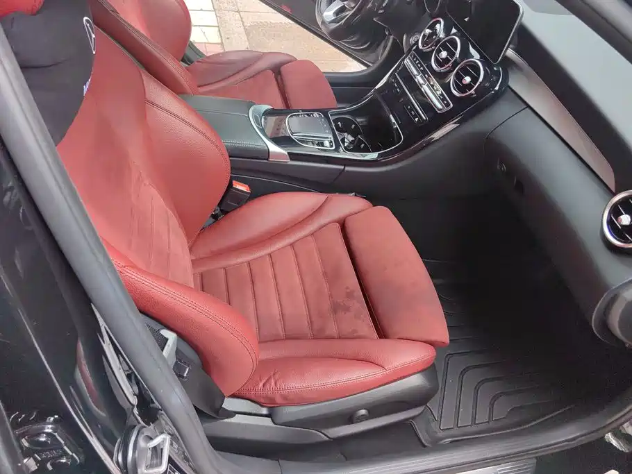 Mercedes-Benz C-Class — миниатюра 8