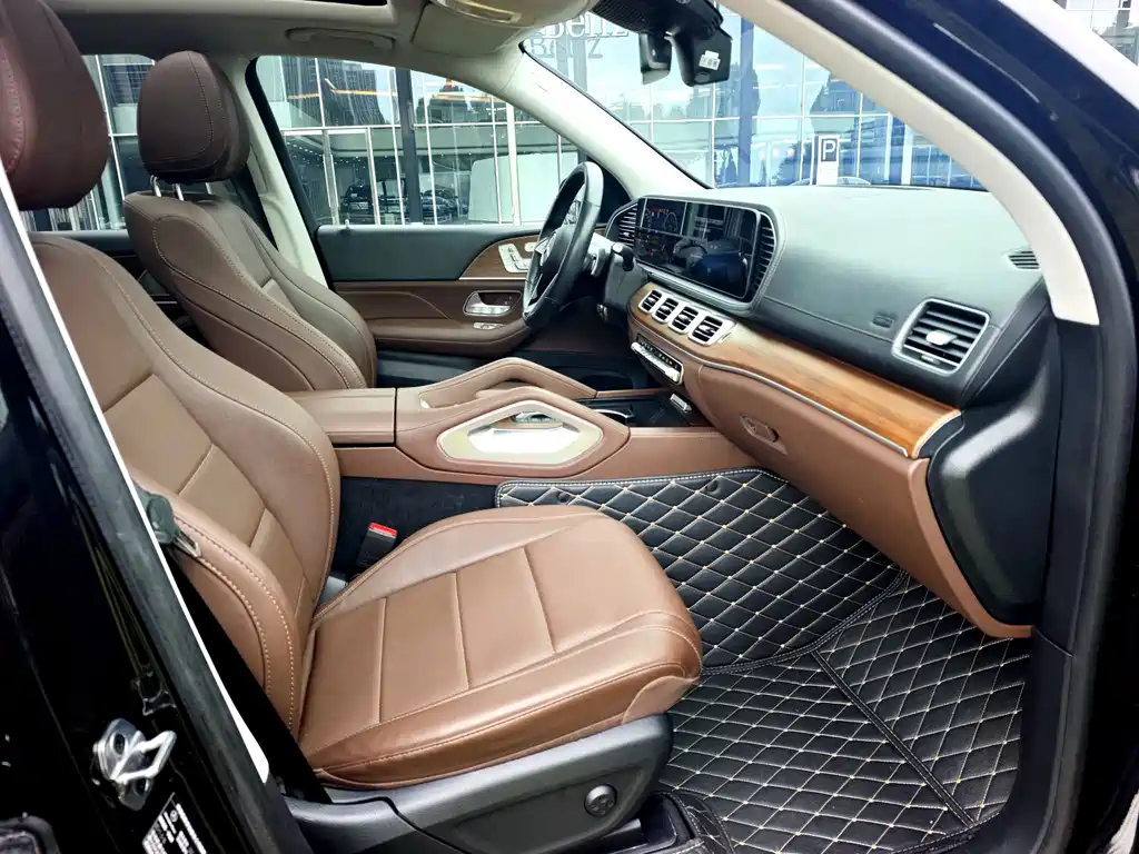 Mercedes-Benz GLE (Import) — миниатюра 17