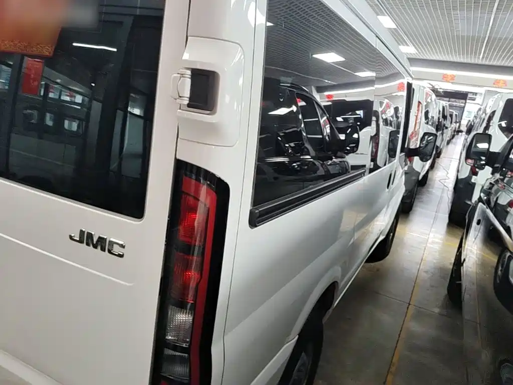 JMC JMC Fushun — миниатюра 7