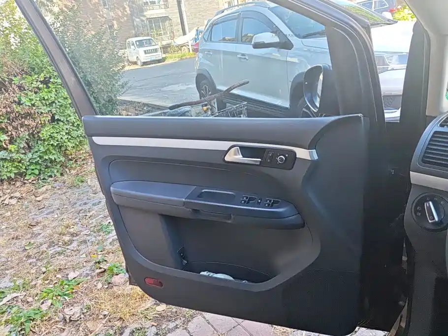 Volkswagen Touran — миниатюра 6