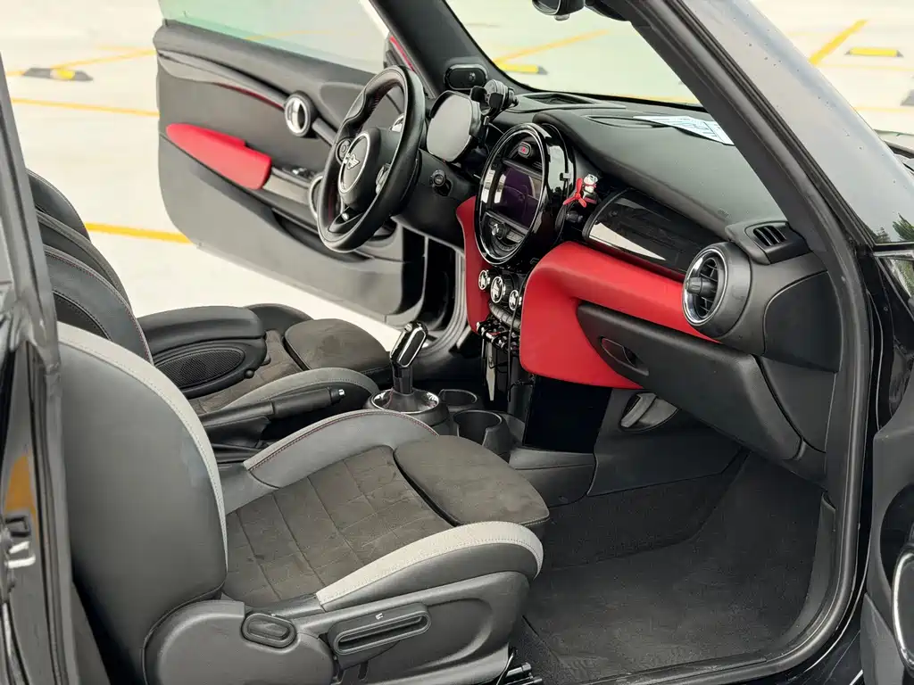 Mini JCW 2021 2.0T JOHN COOPER WORKS ALL-IN
