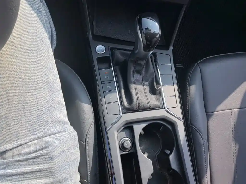 Volkswagen Passat — миниатюра 14