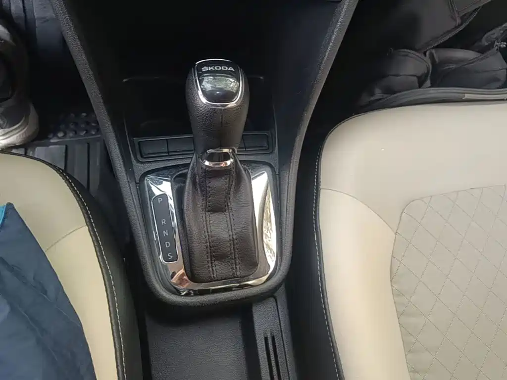 Skoda Rapid — миниатюра 14