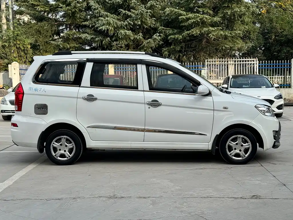 DONGFENG SCENERY 330