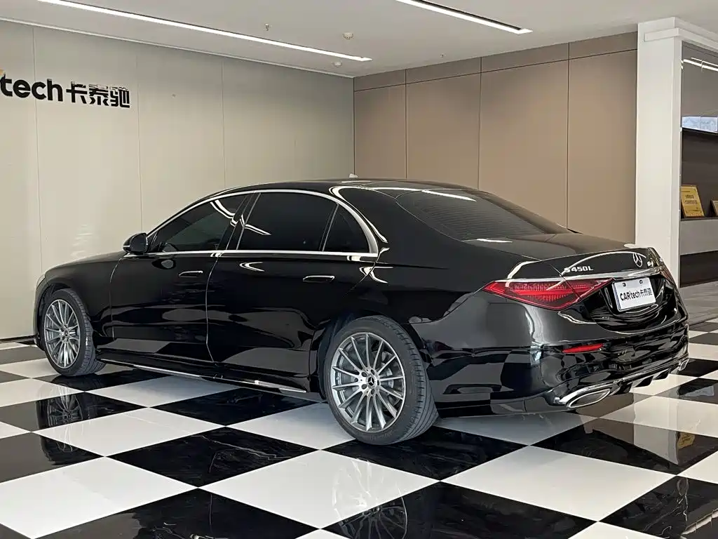 Mercedes-Benz S-Class — миниатюра 7