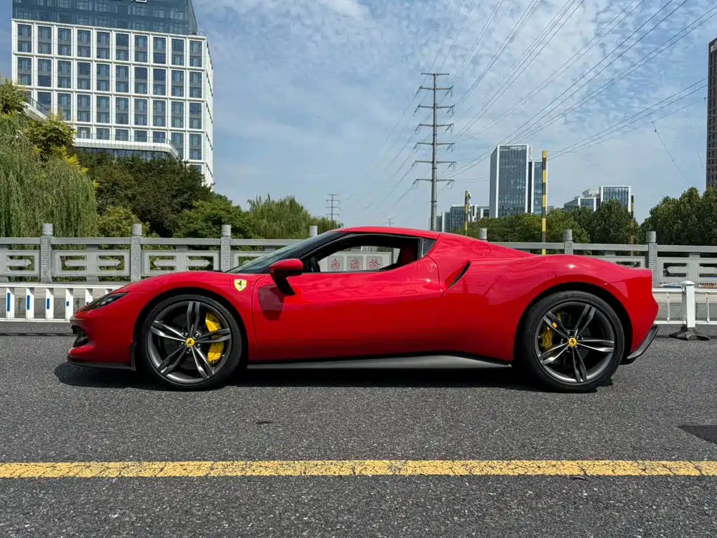 Ferrari 296 — миниатюра 3