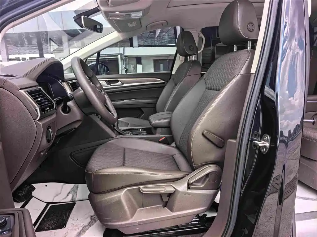 Volkswagen Viloran — миниатюра 6