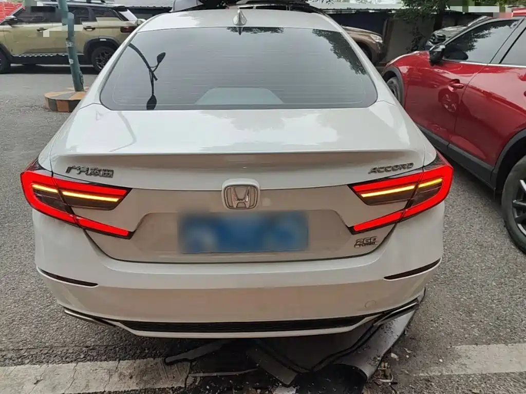 Honda Accord — миниатюра 6