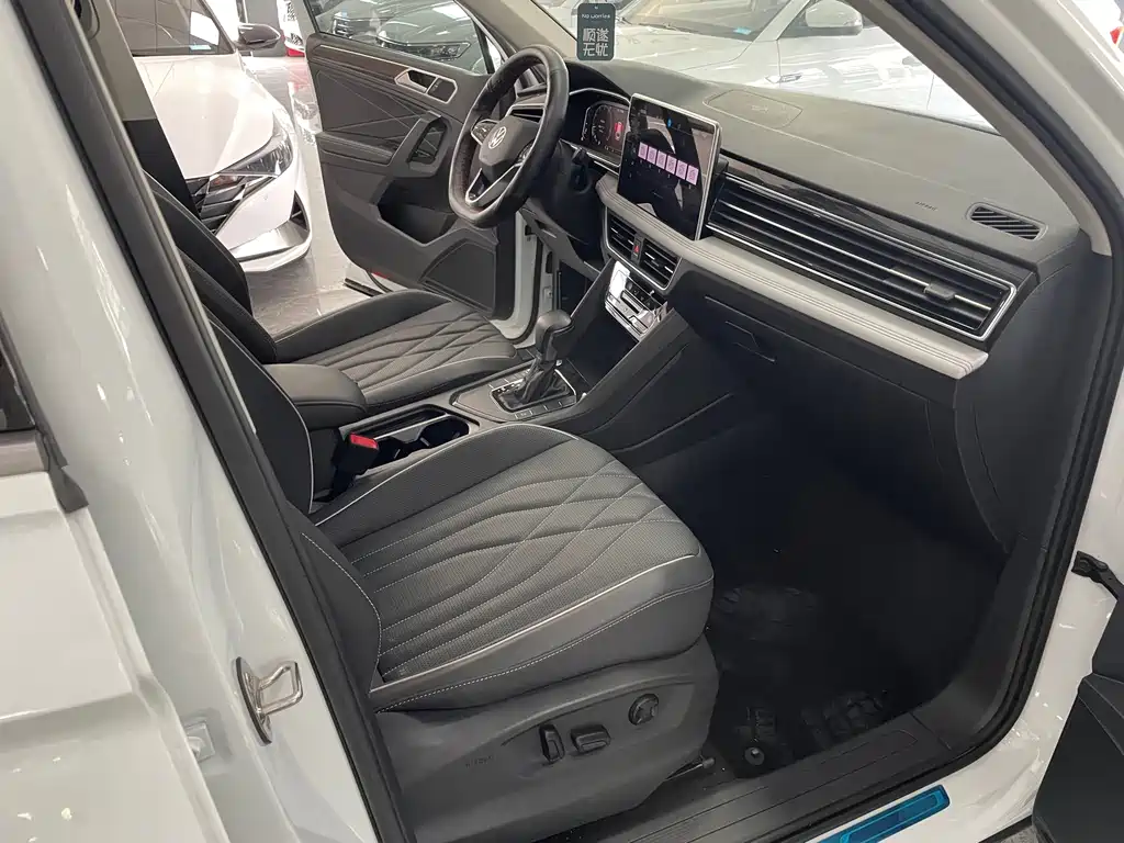 Volkswagen Tiguan L 280TSI Auto 2WD Trend Create Limited Edition, фото 7