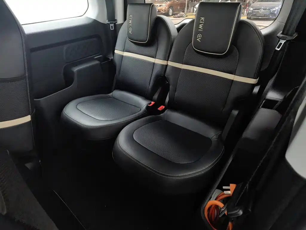 Baojun KiWi EV — миниатюра 15