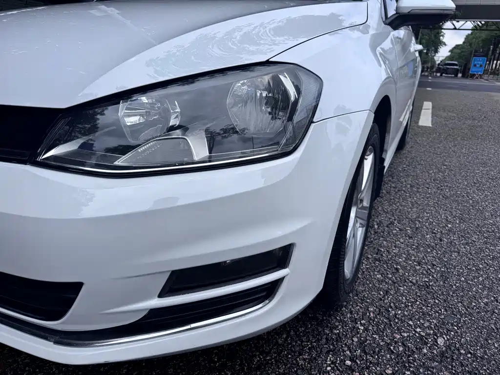Volkswagen Golf — миниатюра 8