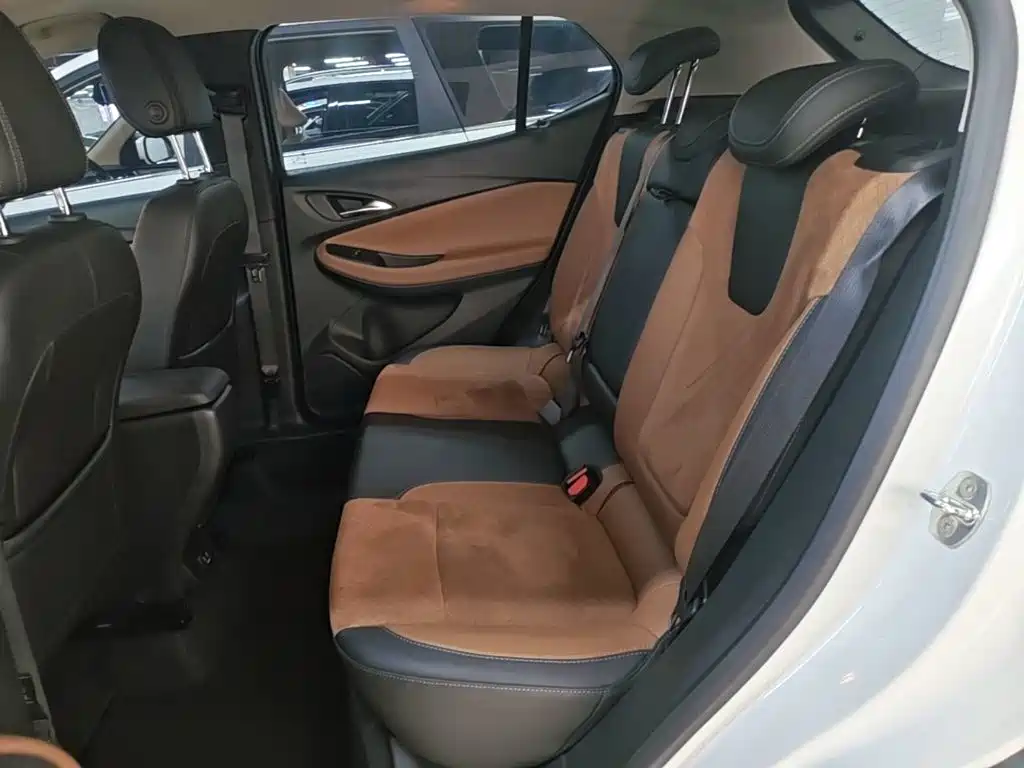 Buick Encore GX — миниатюра 17