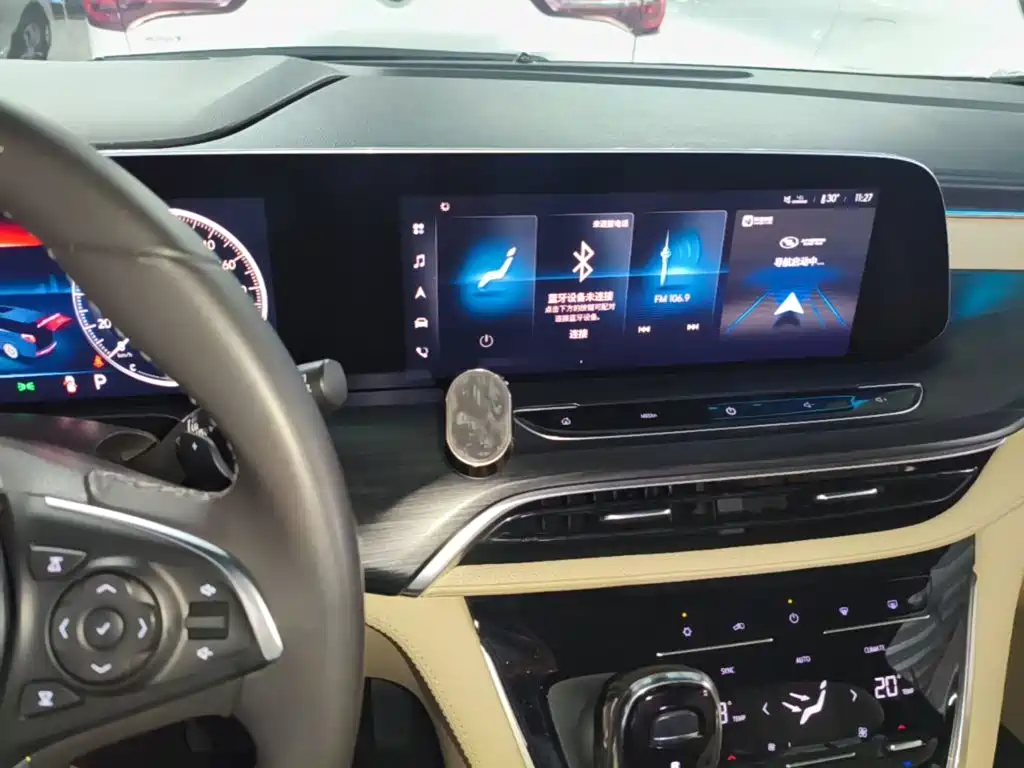 Buick GL8 — миниатюра 13
