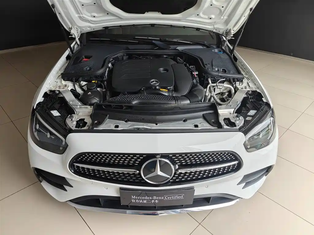 Mercedes-Benz E-Class 2022 Белый из Китая, фото 4