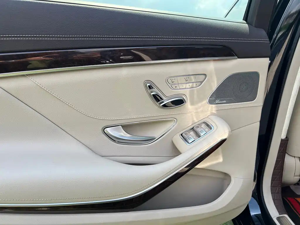 Mercedes-Benz S-Class — миниатюра 7