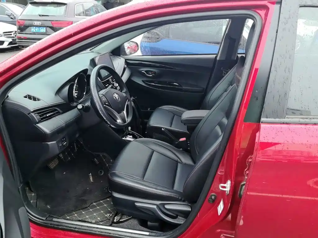 Toyota Yaris L — миниатюра 15