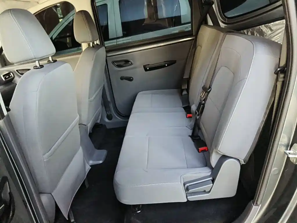 Wuling Hongguang EV — миниатюра 17