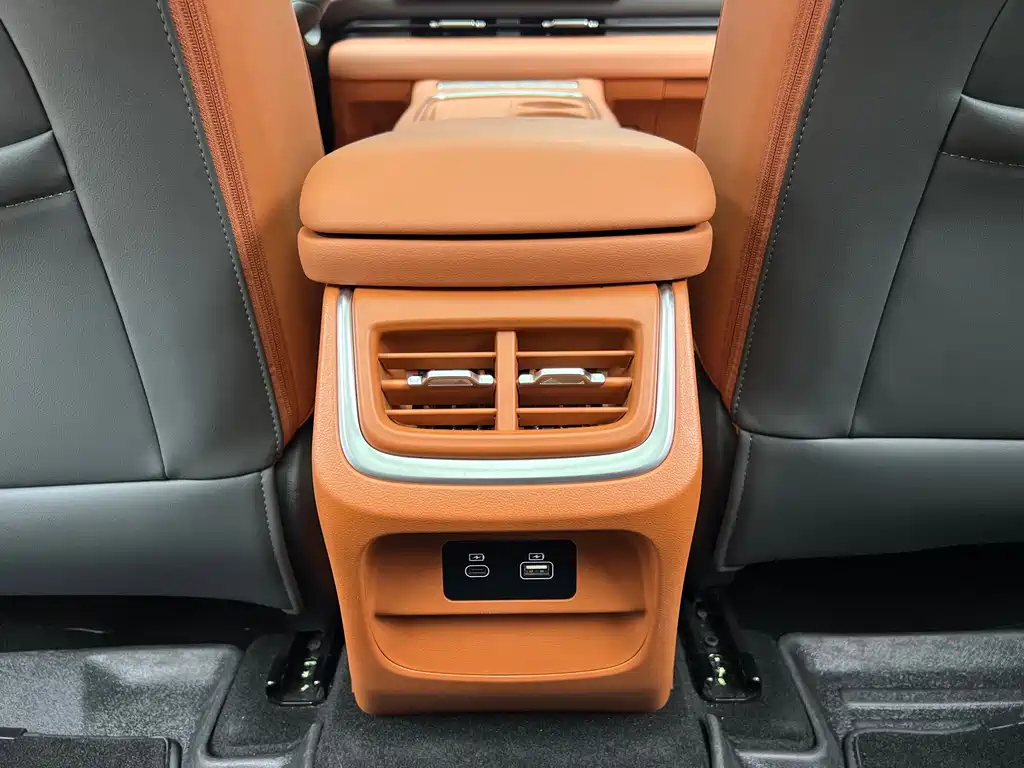 Haval Xiaolong MAX — миниатюра 17