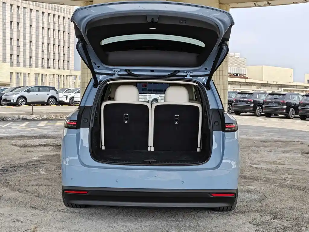 Li Auto Li i8 — миниатюра 13