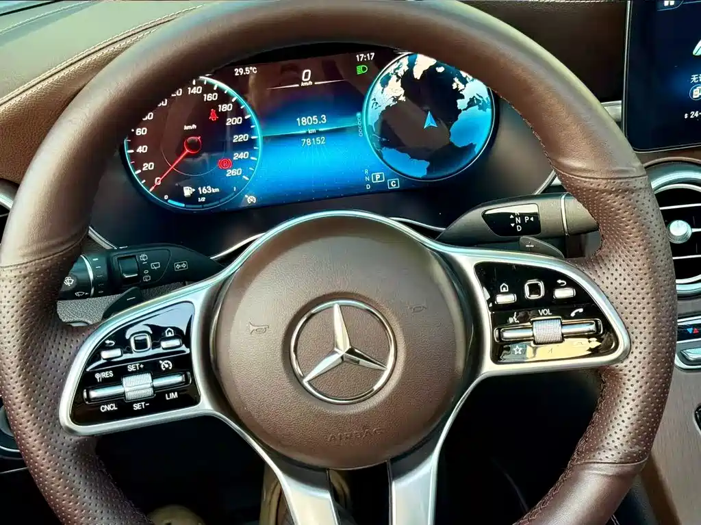 Mercedes-Benz GLC — миниатюра 9