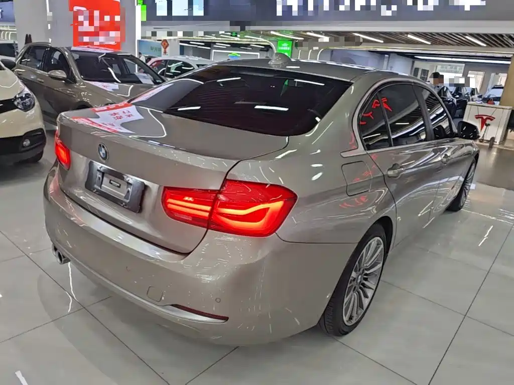 BMW 3 Series — миниатюра 7