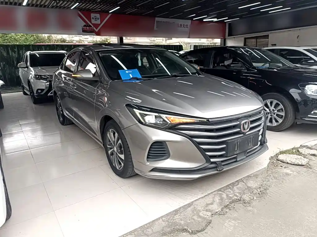 Changan Eado — миниатюра 4