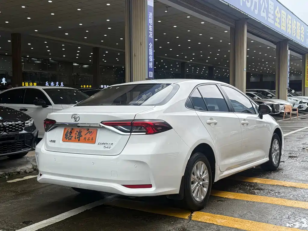 Toyota Corolla — миниатюра 4