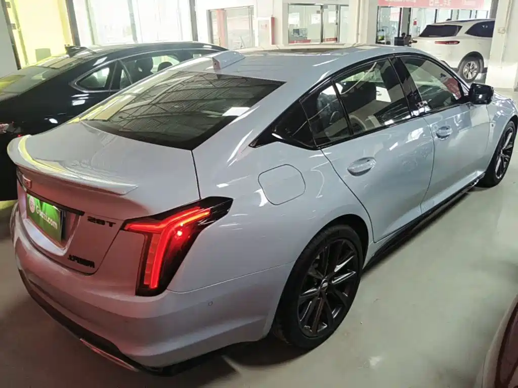Cadillac CT5 2025 28T +