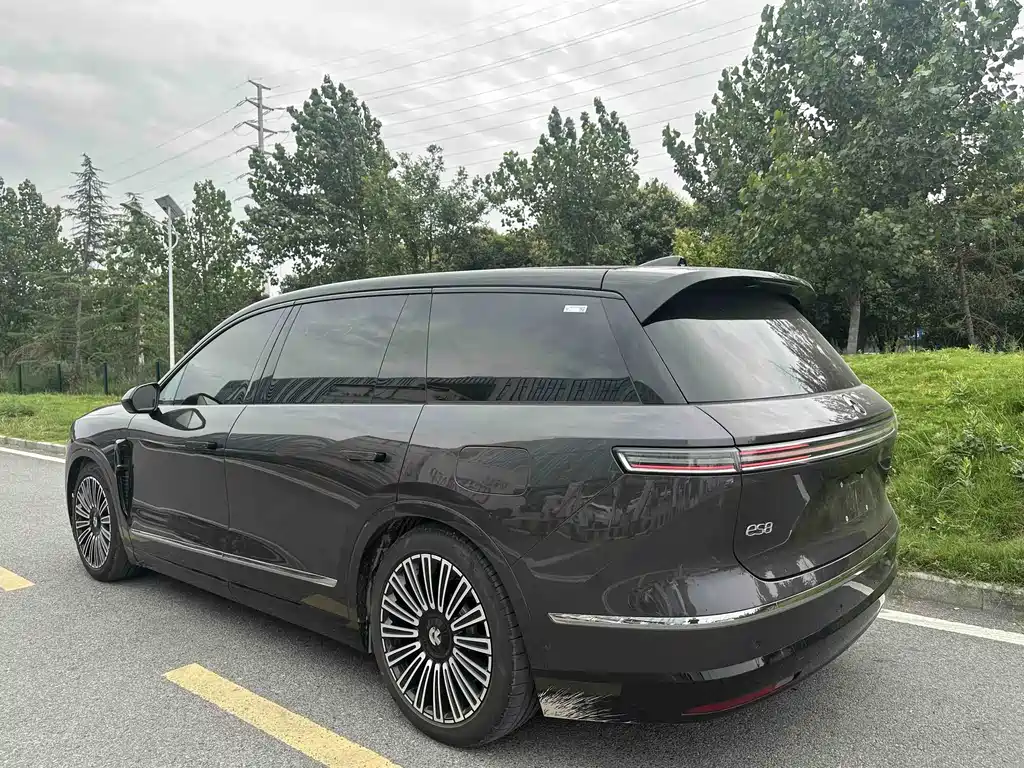 NIO ES8 2026 мест Executive Luxury