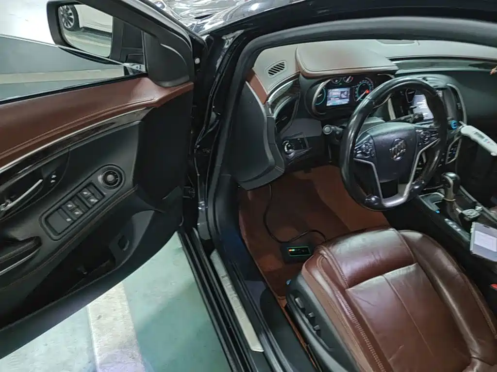Buick LaCrosse — миниатюра 16