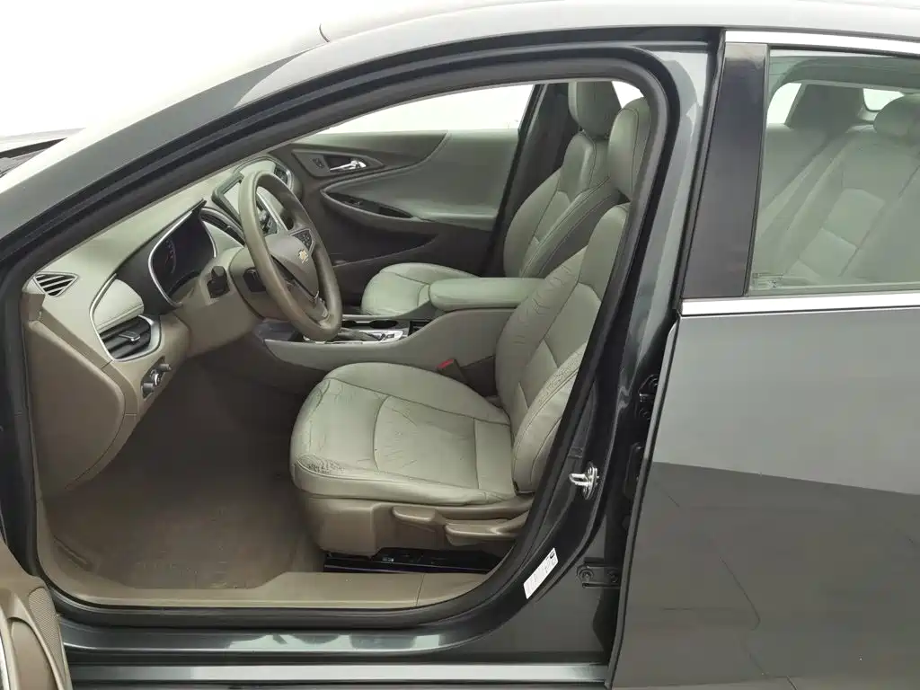Chevrolet Malibu XL — миниатюра 10