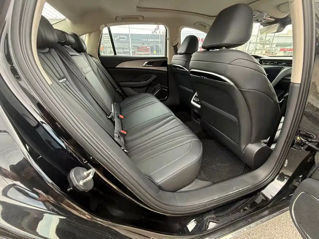 Hongqi H5 2022 1.5T DCT