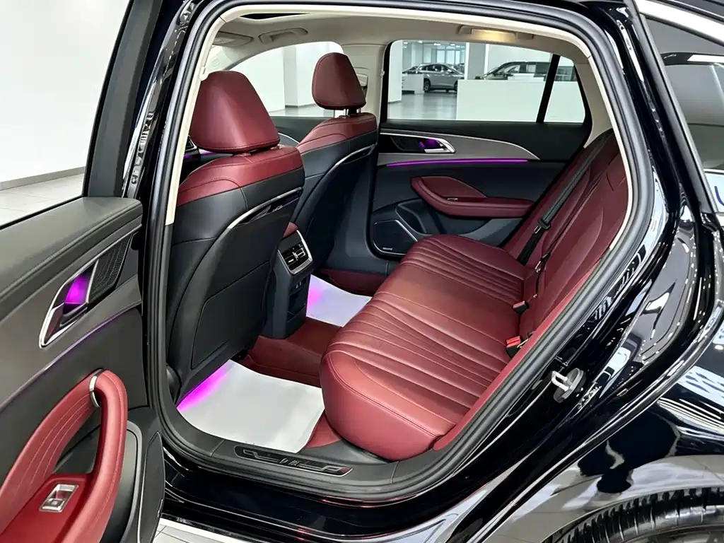 Hongqi Hongqi H5 — миниатюра 4