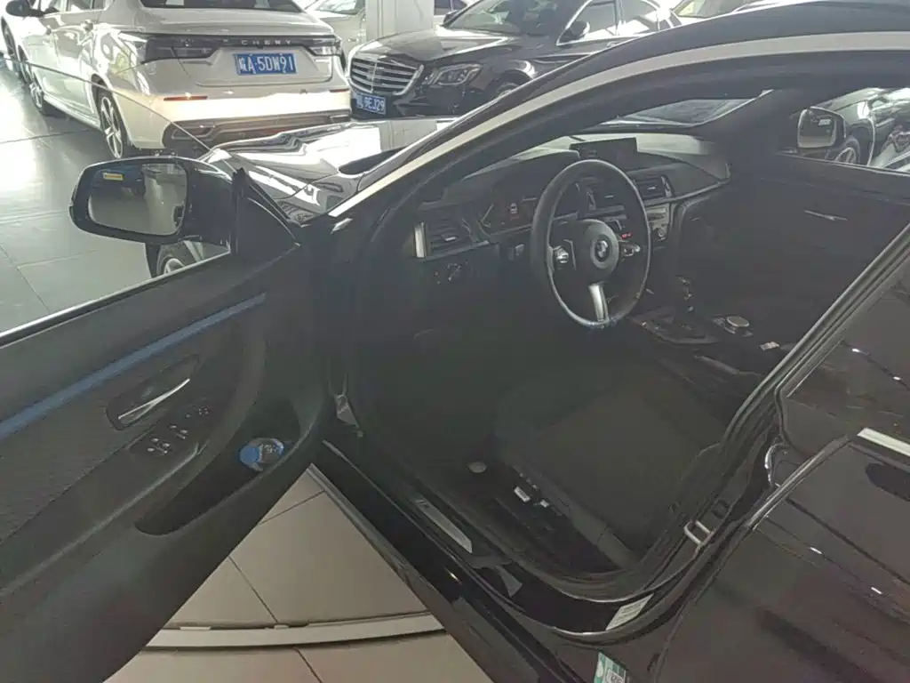 BMW 4 Series — миниатюра 16