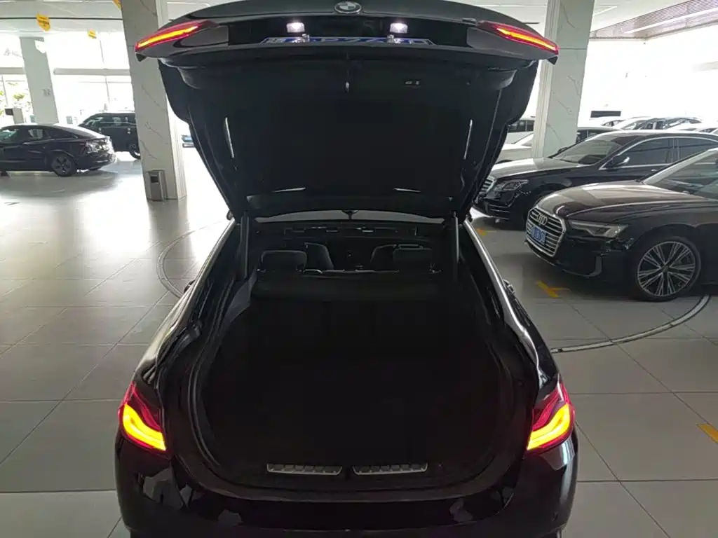 BMW 4 Series — миниатюра 19