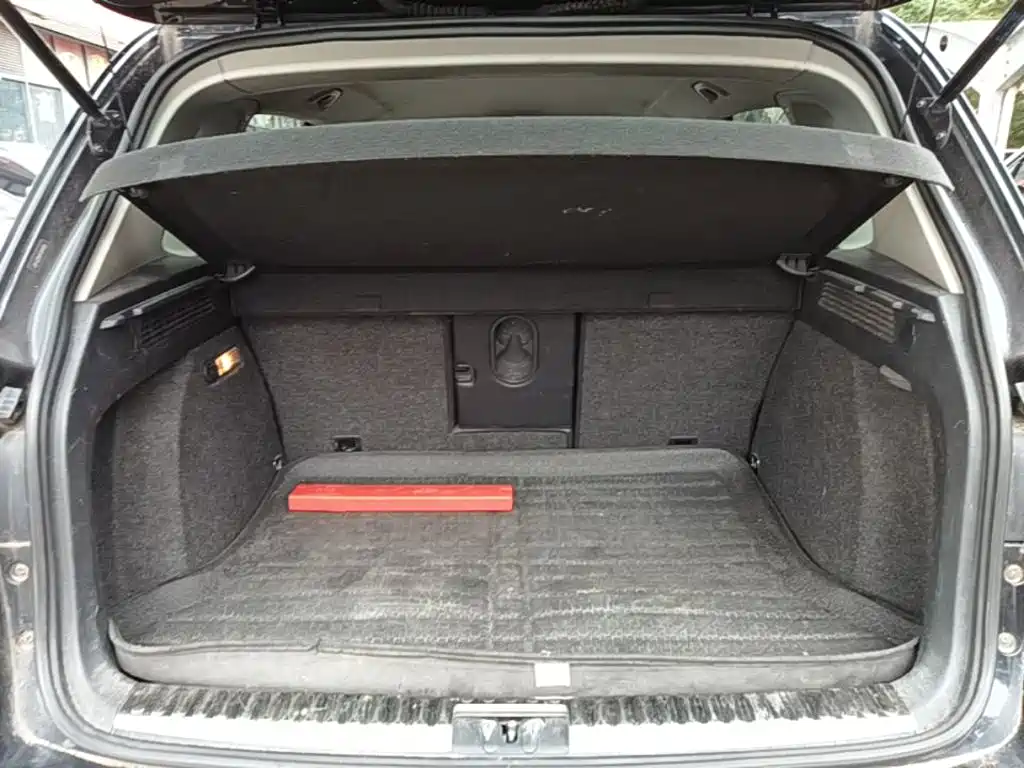 Volkswagen Tiguan — миниатюра 19