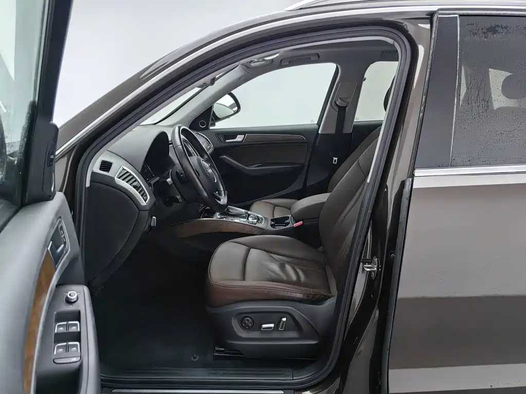 Audi Q5 — миниатюра 10