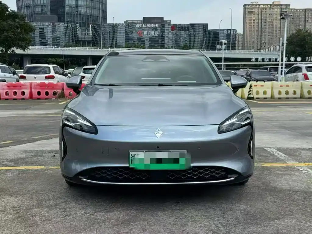 Baojun Xiangjing — миниатюра 2