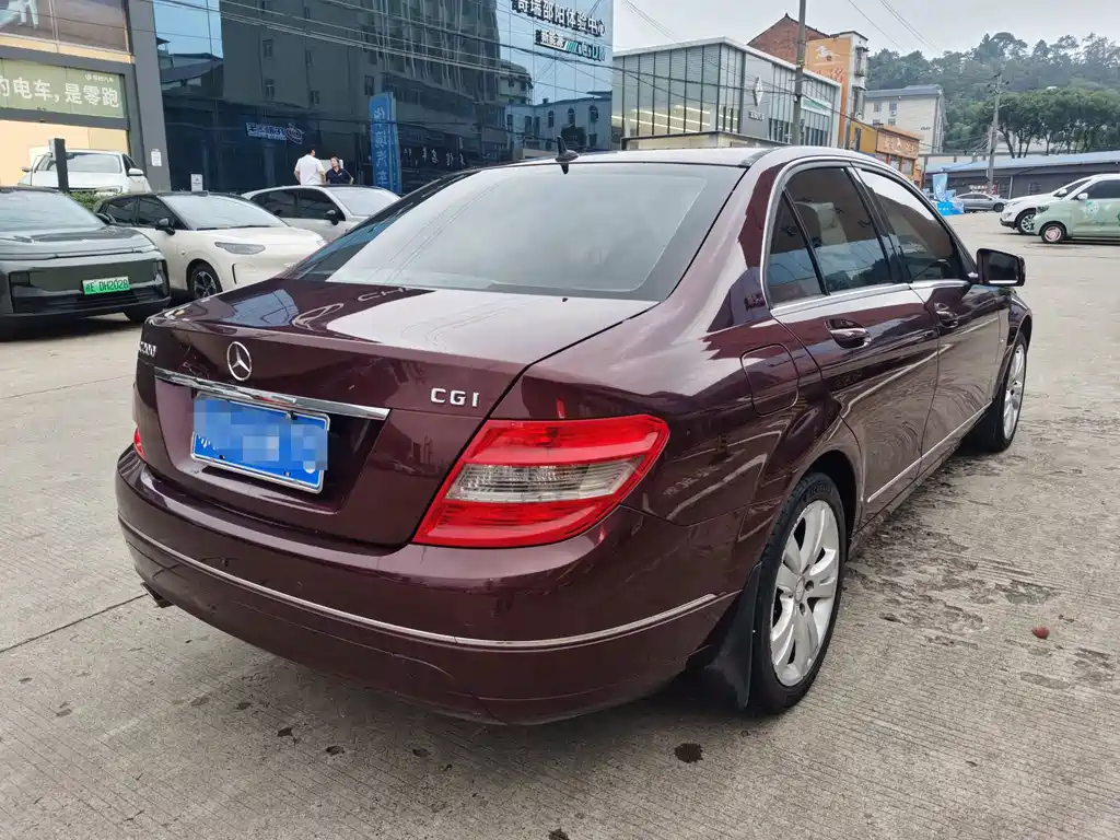 Mercedes-Benz C-Class — миниатюра 8