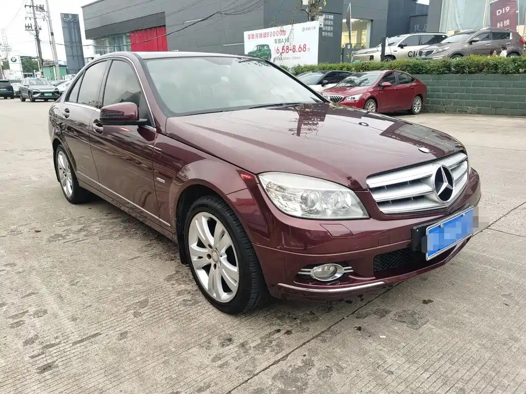 Mercedes-Benz C-Class — миниатюра 3