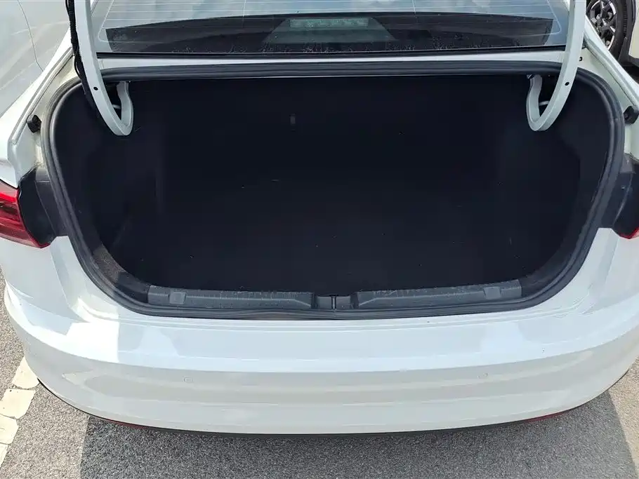 Volkswagen Bora 2021 1.5L AT Fashion Smart Connect