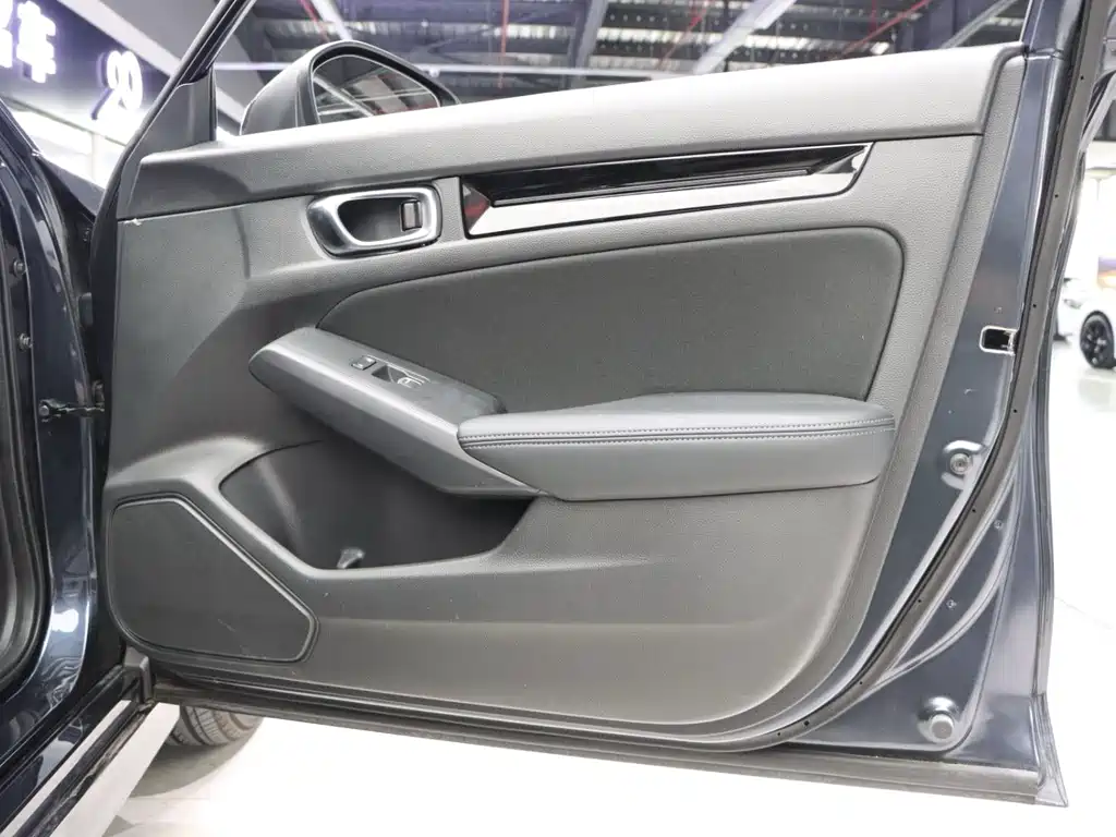 Honda Civic — миниатюра 17