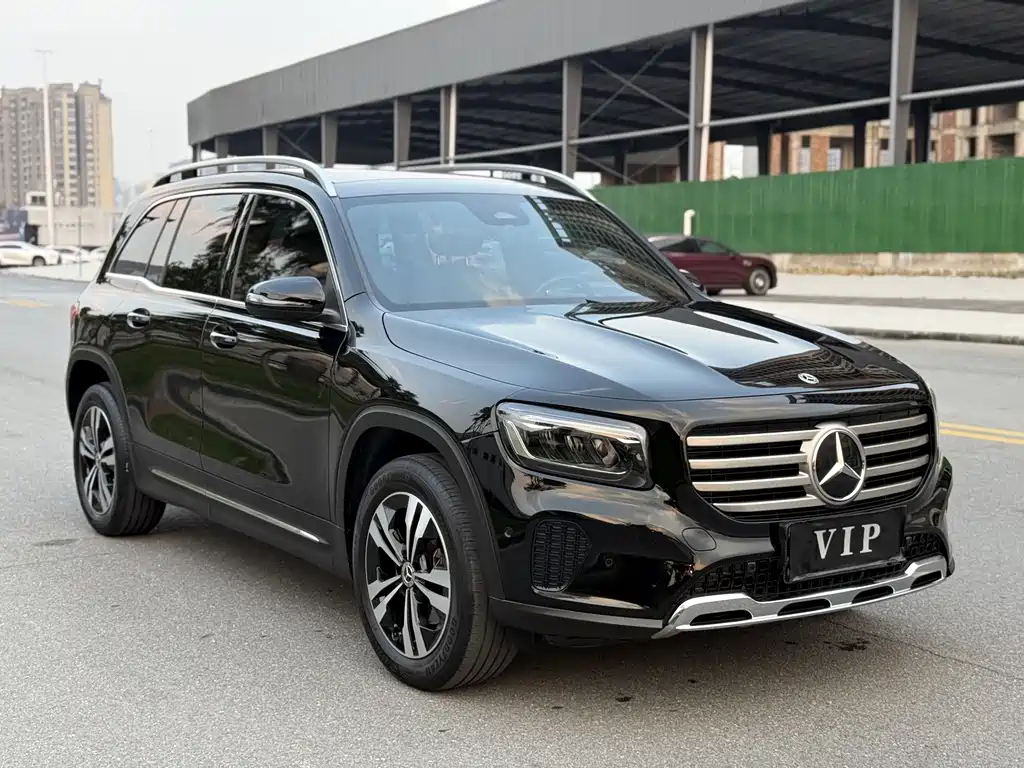 Mercedes-Benz GLB — миниатюра 3