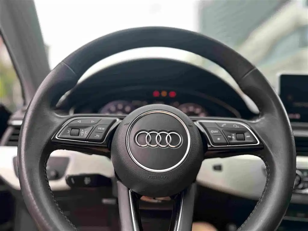 Audi A4L — миниатюра 13