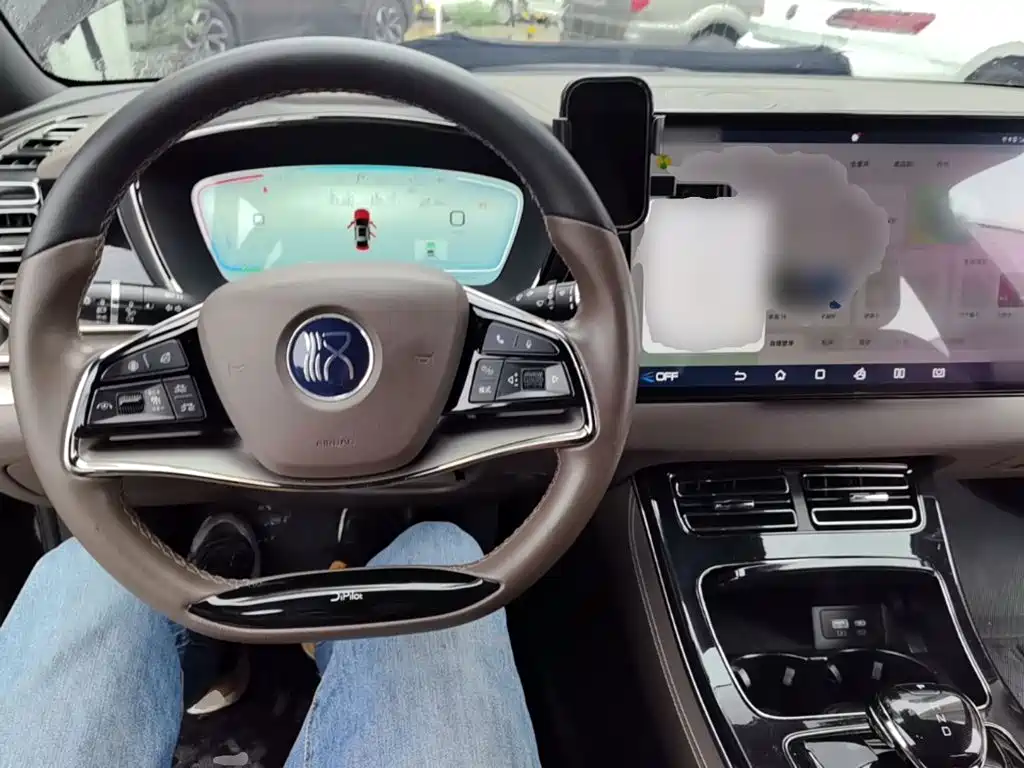 BYD Han — миниатюра 10