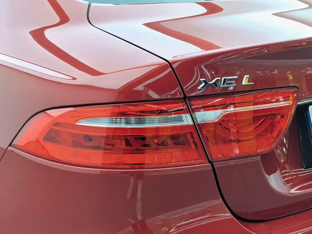 Jaguar XEL — миниатюра 11